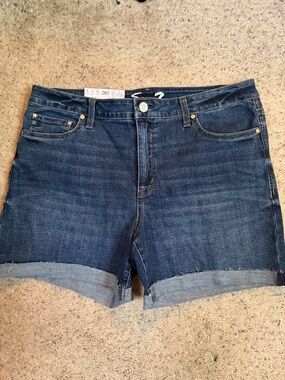 Seven7 Women's Dark Indigo Rolled Hem Denim Shorts